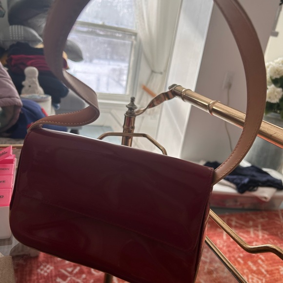 Amanda Smith Glossy Burgundy/Red Purse & Short Handle $ Inside Pocket, Beige - Picture 13 of 13